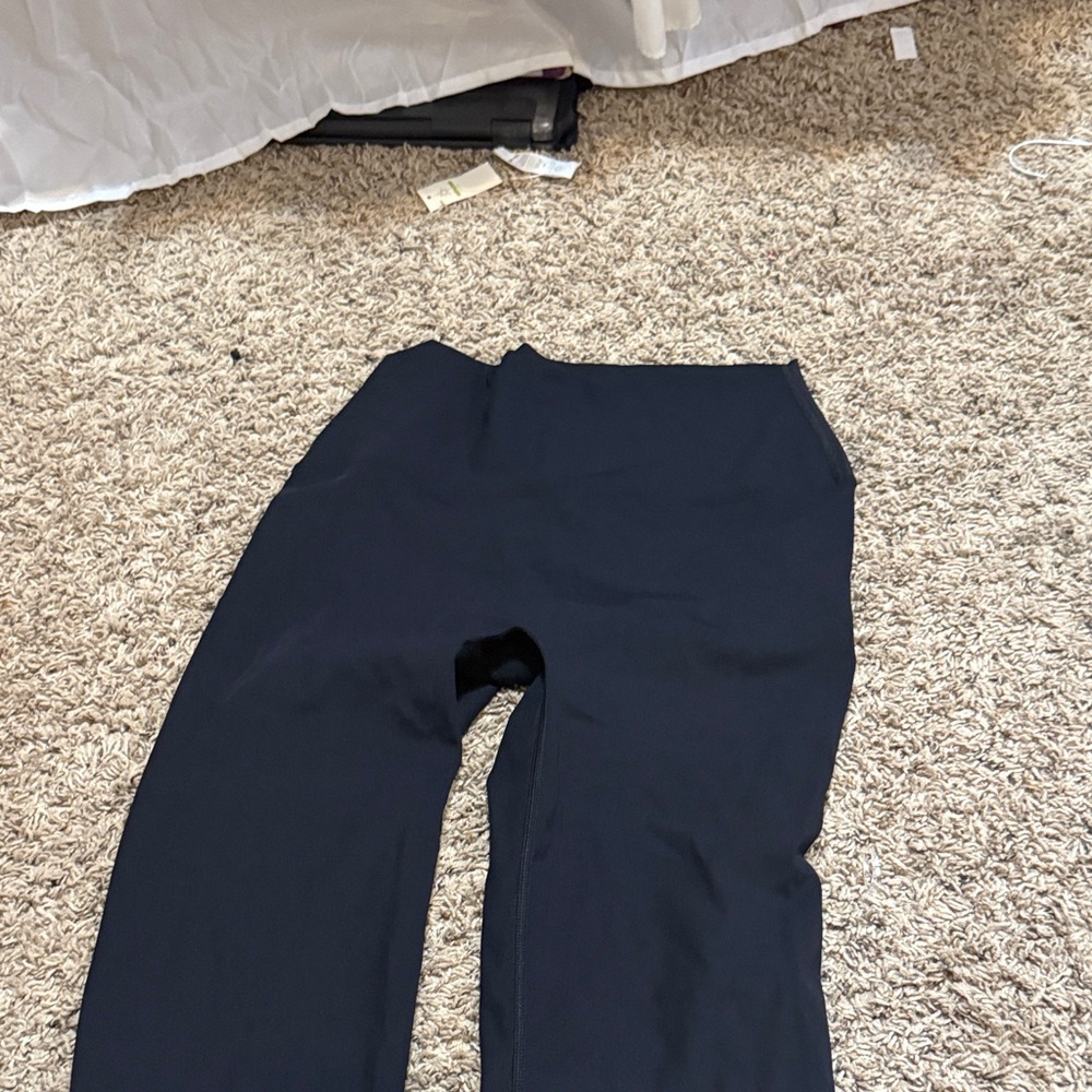 Lululemon women’s black leggings
